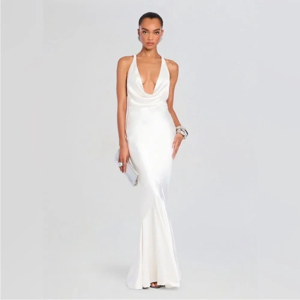 Retrofête EVE Satin Dress size M NWT white